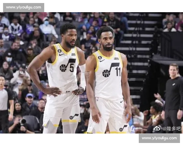 爵士队新赛季重建之路年轻核心成长与战术革新展望及联盟格局影响